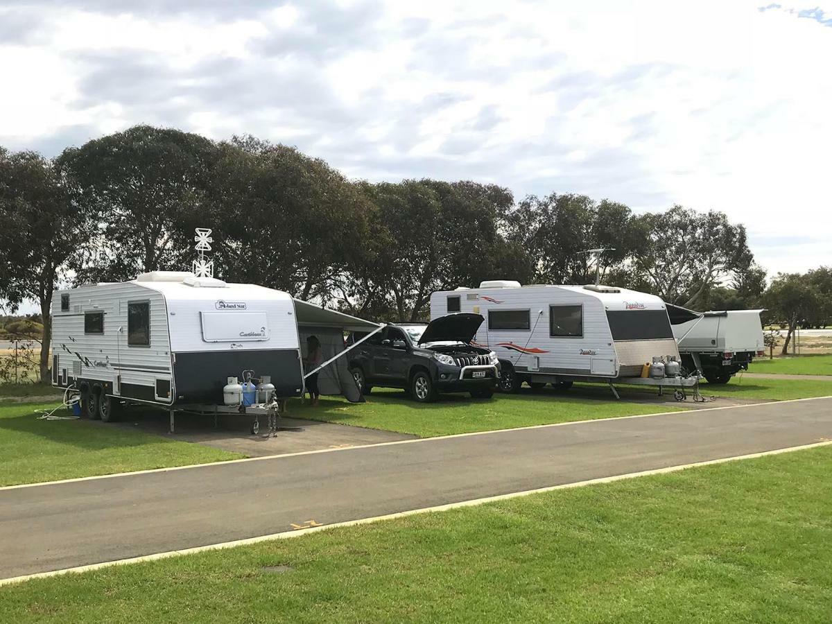 Big4 Bunbury Riverside Holiday Park Eaton Buitenkant foto